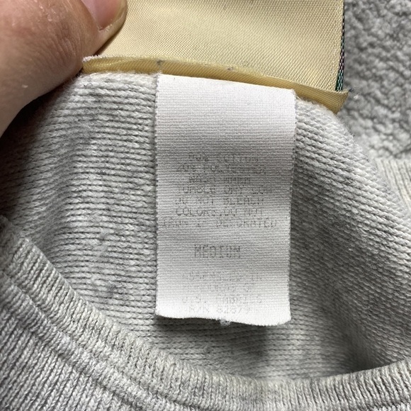 Vintage Up North Trading Company Grey Winter Cabin Crew Sweatshirt Medium - Picture 4 of 5